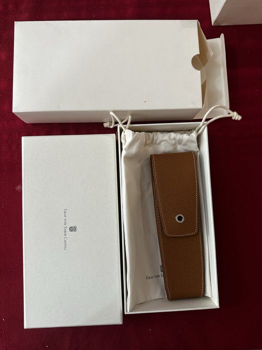 Магнитный чехол Faber Castel - новый