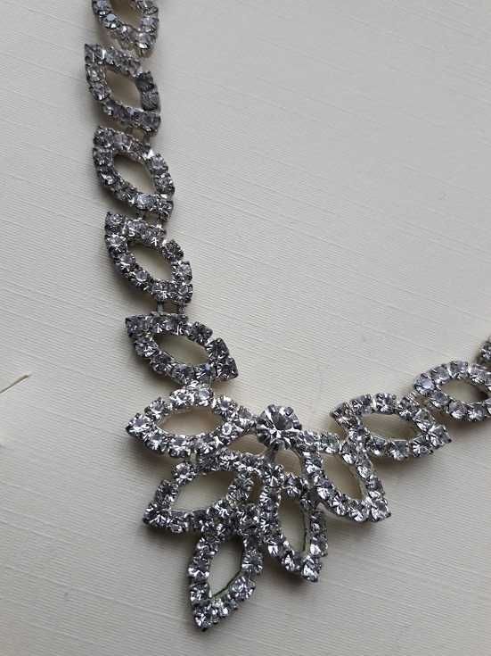 Set elegant colier + cercei