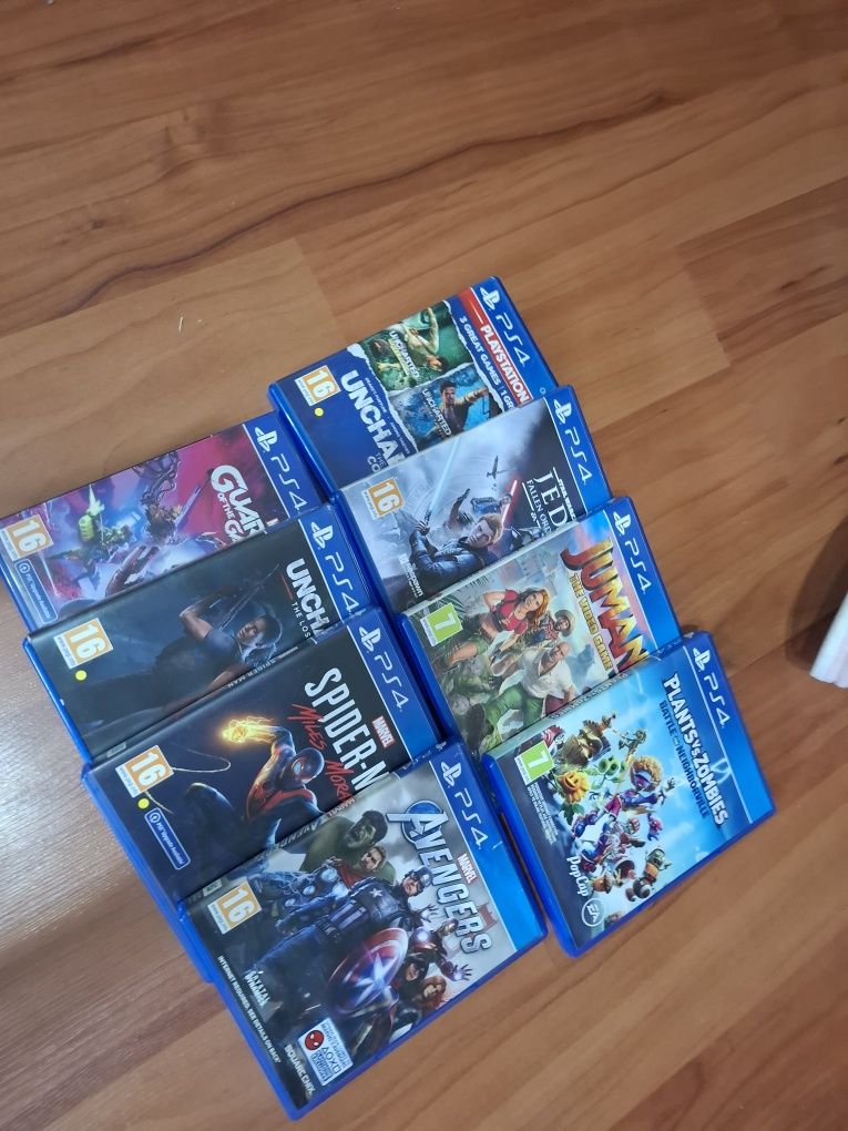 Продавам Playstation 4