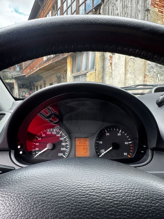 Mercedes Benz Vito 8+1