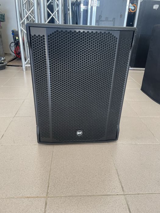 Bass sub rcf 708-AS 2 fbt dynacord