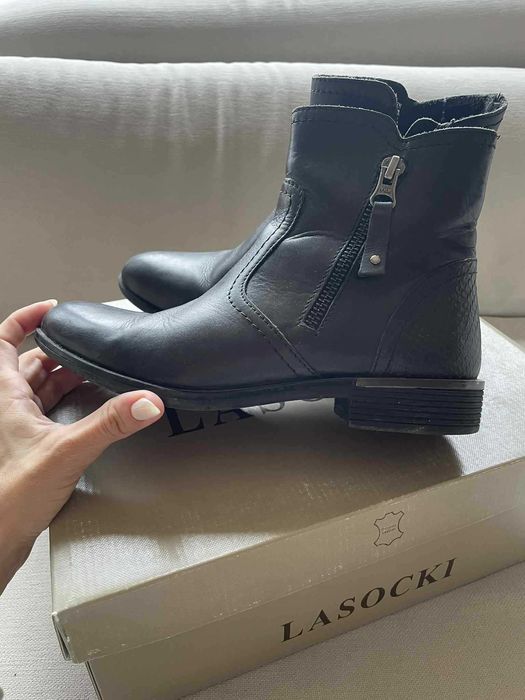 дамски боти с равна подметка