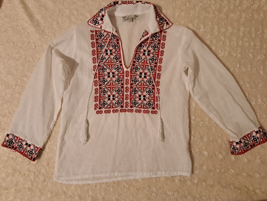 Costum  Om de zapada și ie baieti