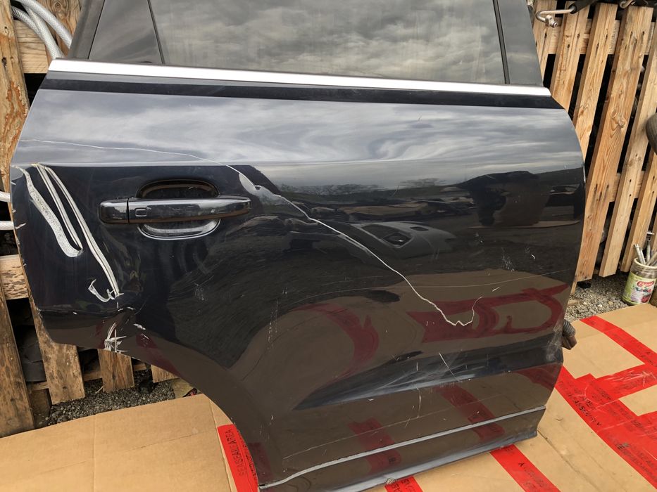 Usa dreapta spate audi q5 8R cu defect