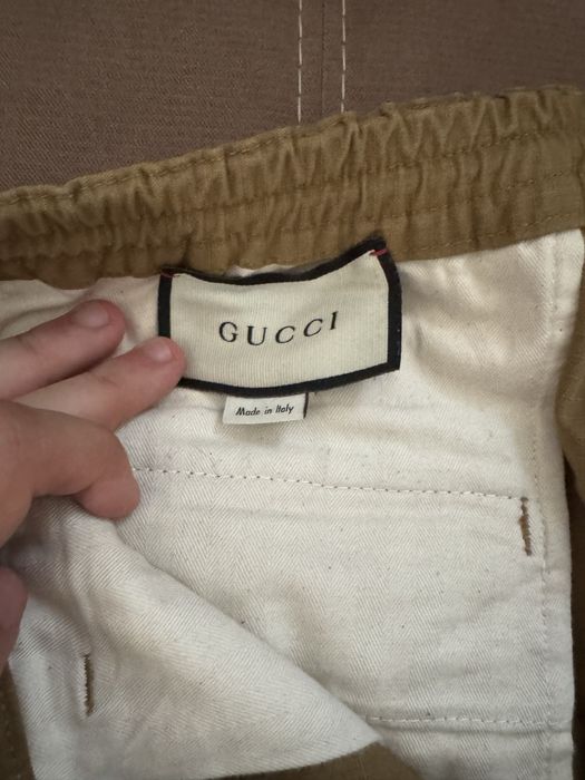 Vand pantaloni Gucci