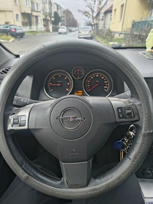 Opel Astra H  de vânzare