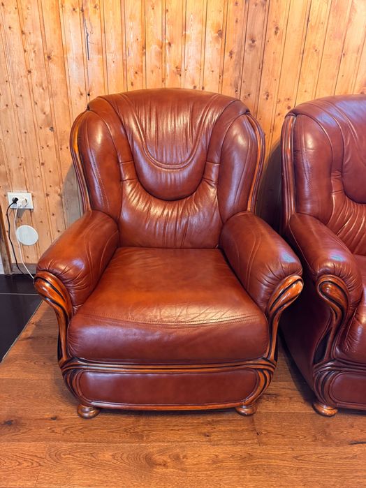 Canapea piele extensibila + 2 fotolii Mobexpert