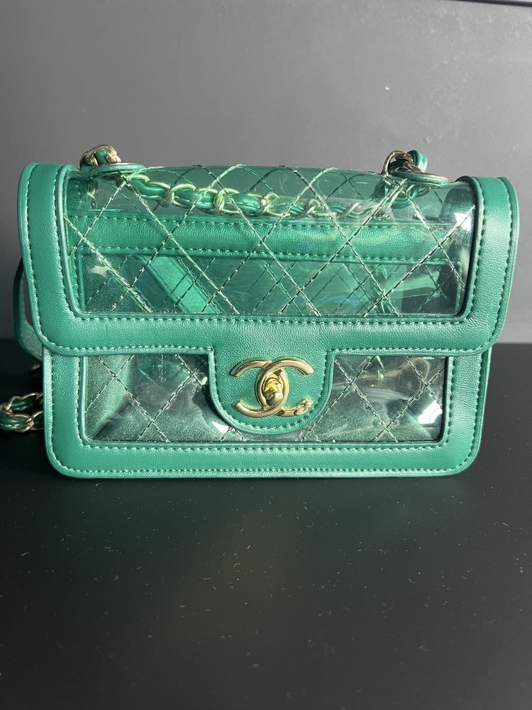 Малка дамска чанта chanel