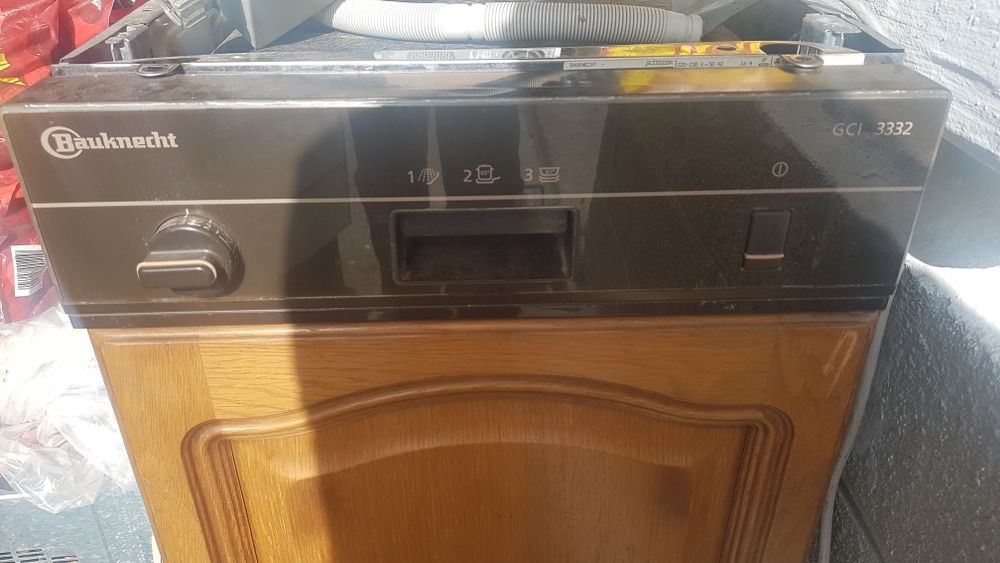 Съдомялна Bauknecht