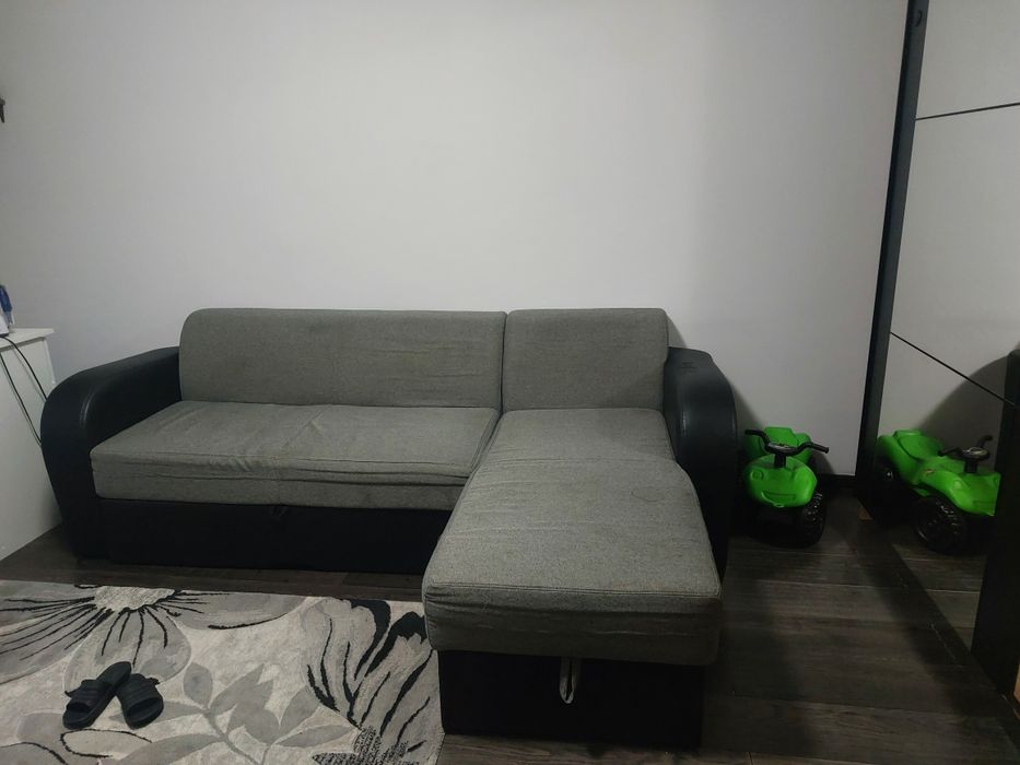 Vând canapea extensibila