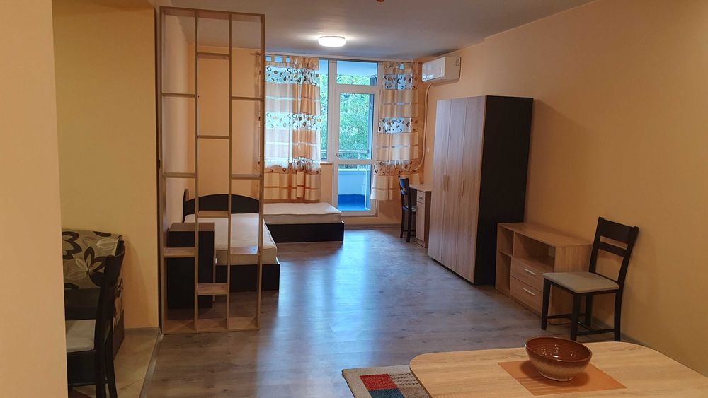 Продава се Едностаен апартамент в София, Студентски град - 71 кв.м за 2395 €/кв.м - Снимка #2