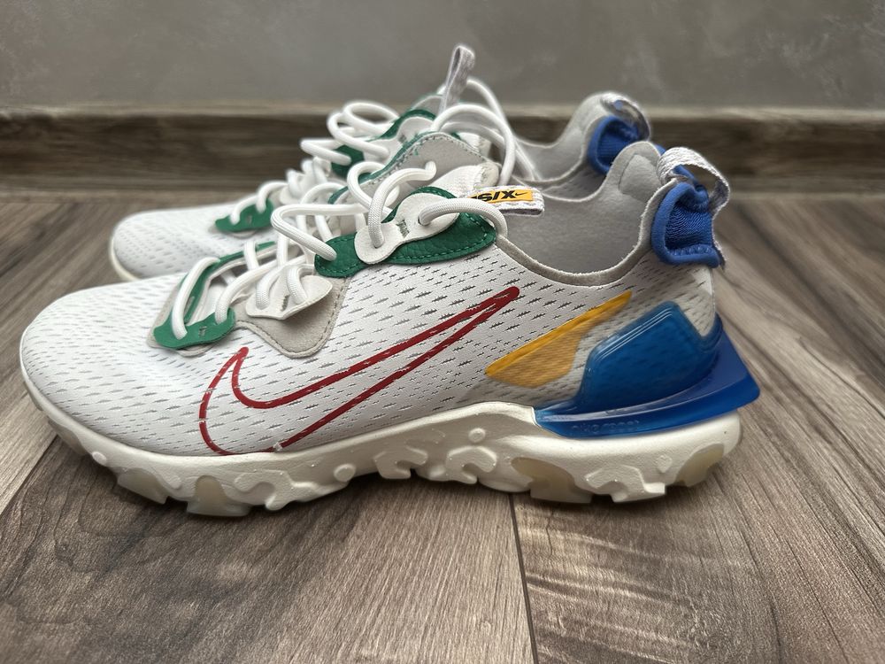 ПРОДАВАМ Оригинални *** - Nike React Vision - 42.5