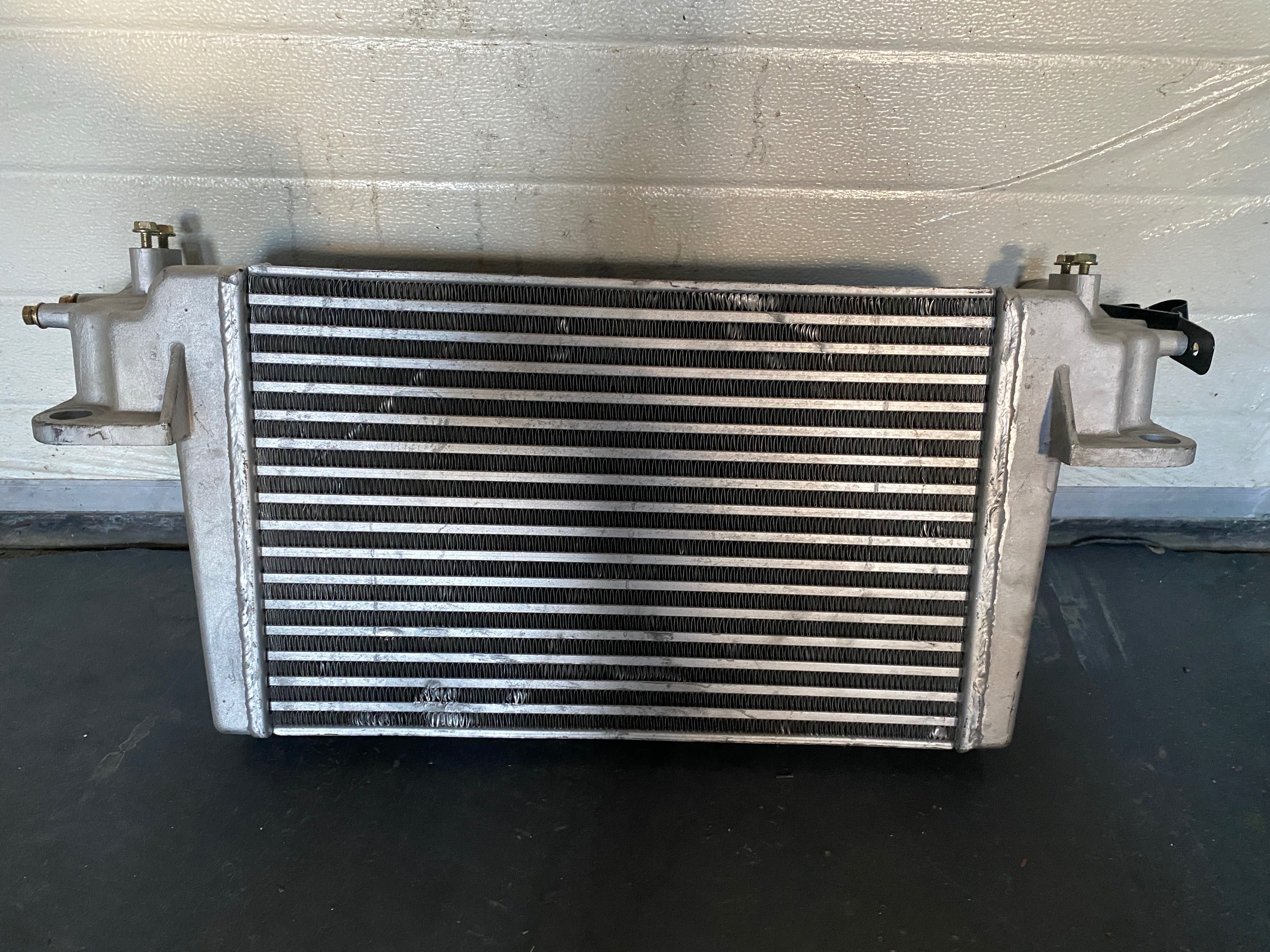 Vând intercooler 500x300x50