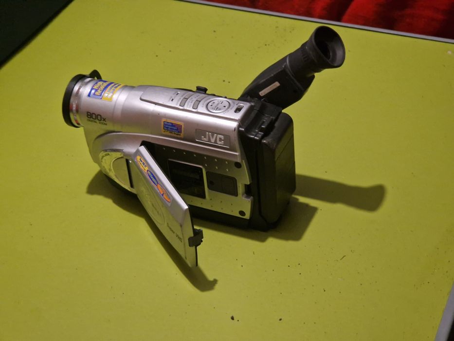 Camera foto  - video JVC perfect funcționala