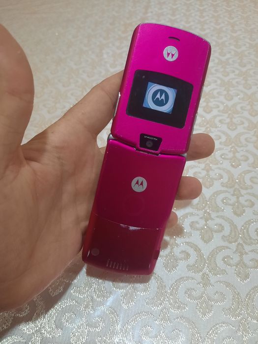 Motorola v3 sotladi uz imeya 30 kun