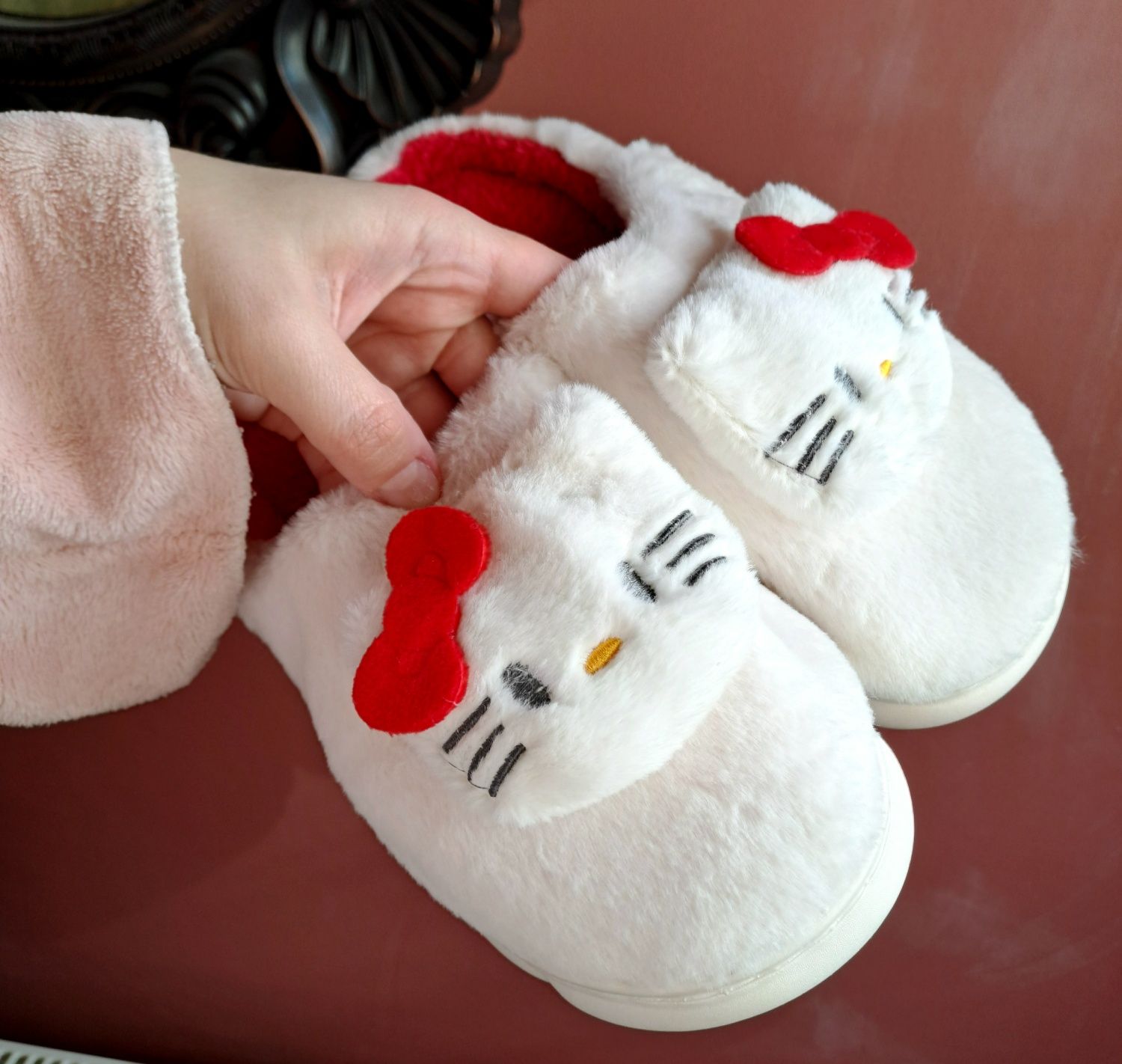Papuci de casă Hello kitty papuci Hello kitty pufoși