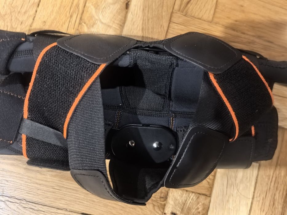 Два броя Ортопедични наколенки NEENCA