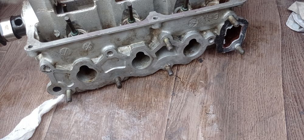 Ishlayotgan  moshinadan yechib olingan