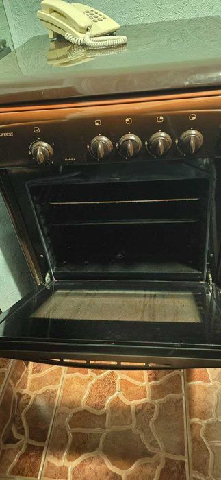 Продам газовую плиту  GEFEST