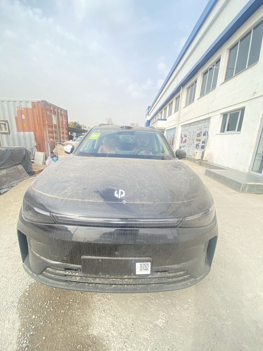 Leap motor c16 Qora salon