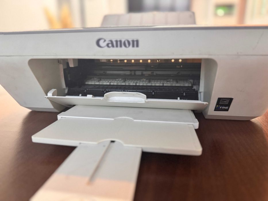 Мастиленоструен принтер Canon PIXMA MG2450 – отлично състояние