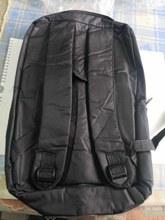 Rucsac pt. laptop portabil cu port incarcare usb