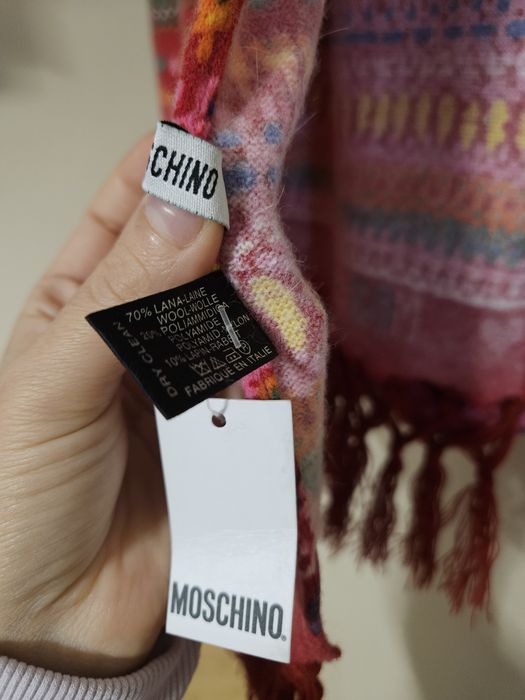 Esarfa  Larioseta Moschino