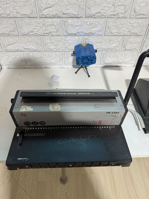 Аппарат для пружинного переплёта (биндер) | Для блокнотов и документов