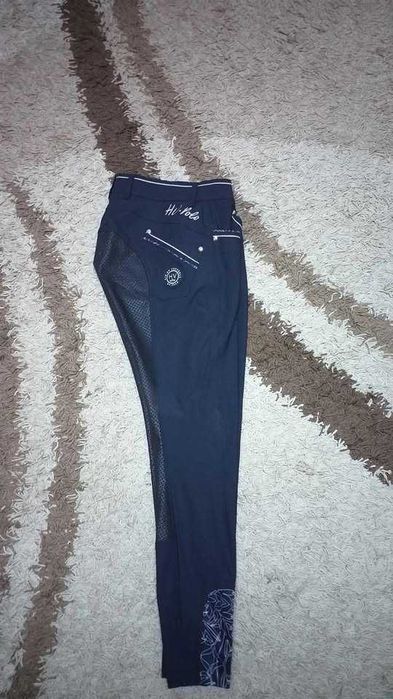Pantaloni echitatie, calarie