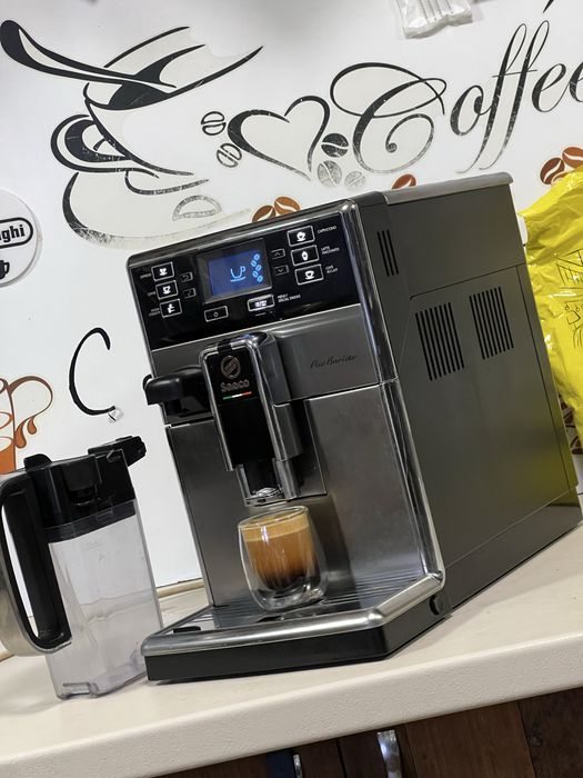 Кафемашина кафе автомат Saeco PicoBarista с гаранция