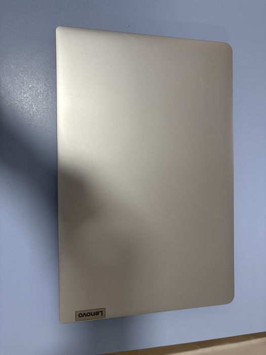 Laptop Lenovo,foarte putin folosit