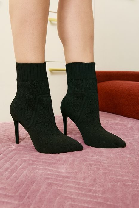 Ботильоны чулки в отличном состоянии 36 размер