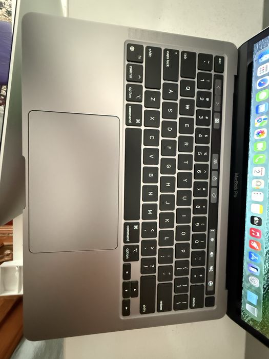 Macbook Pro 2020/16/1Tb