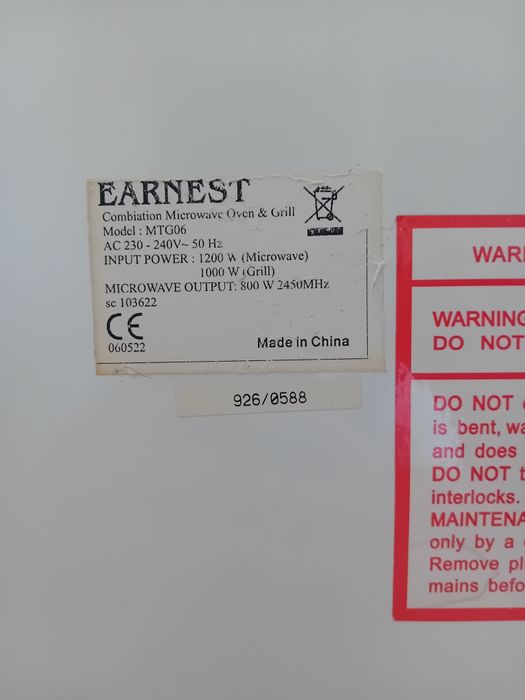 Cuptor cu microunde cu funcție grill