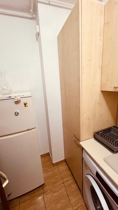 Inchiriez garsonieră modernă – Răsărit de Soare, Titan – 33 mp