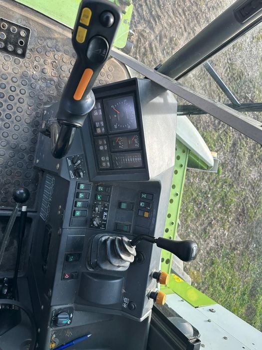 Claas mega 370 4x4  клаас мега 370