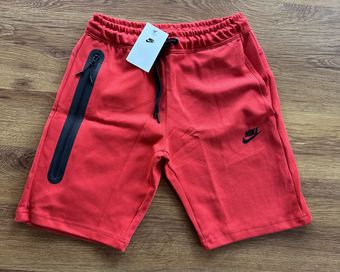 Мъжки,памучни,червени,къси панталонки Nike