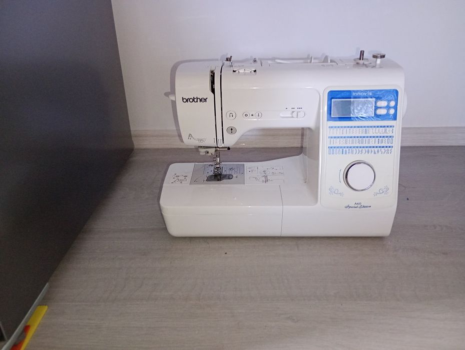 Mașina cusut Brother-innov'is A60