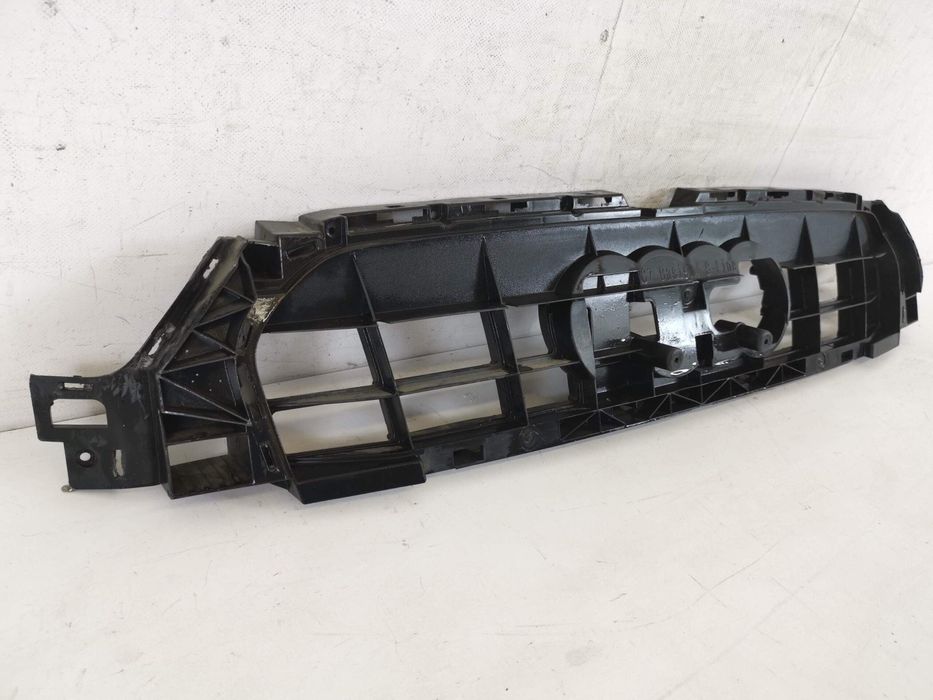 Ауди А6 / Audi A6 4G/C7 [ - ] Оригинален централен решетъчен държач