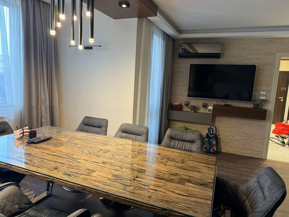 Дава се под наем Четиристаен апартамент в София, Красна поляна 3 - 220 кв.м за 1450 € - Снимка #2