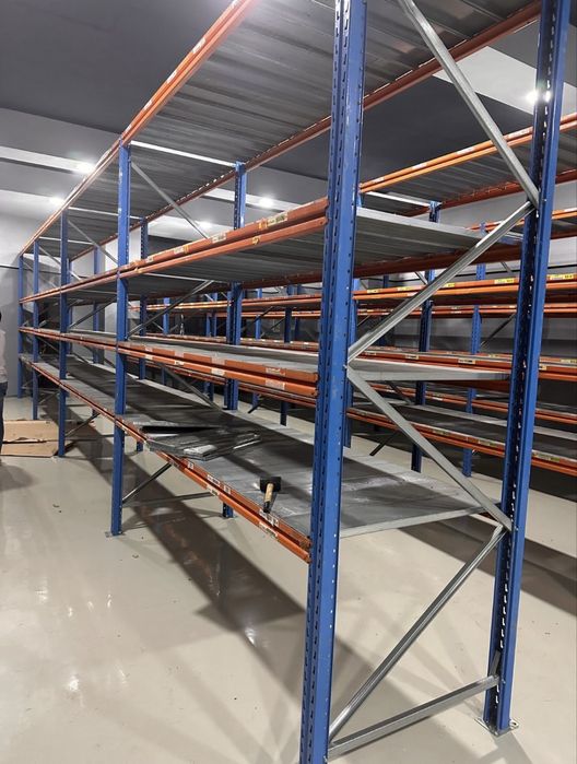 Rafturi metalice industriale