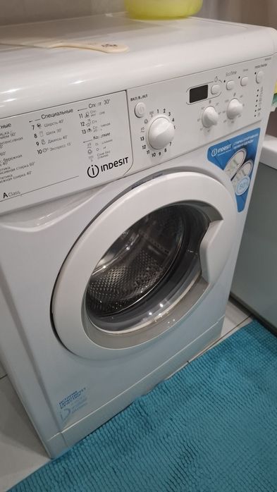 Продам стиральную машину Indesit6kg