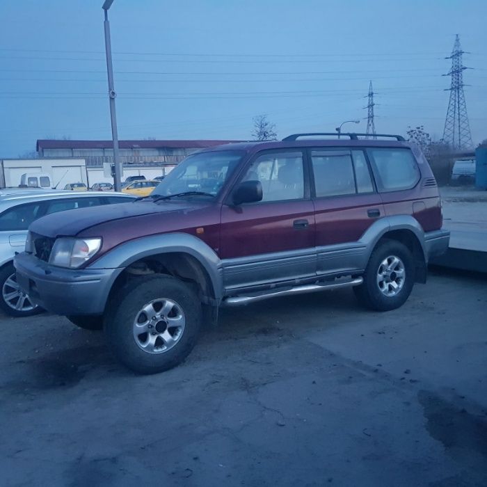 НА ЧАСТИ! Toyota Land Cruiser 90 3.0 TD АВТОМАТИК 125 кс. 4x4 Теглич