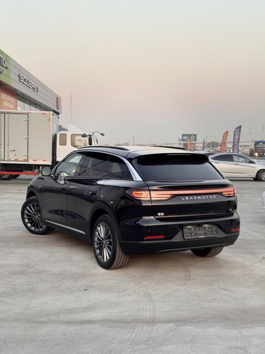 Leapmotor C11 от официального диллера