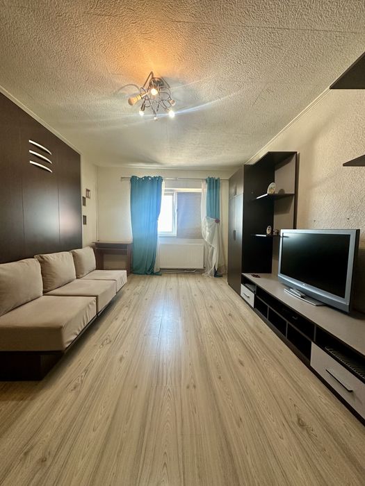 Apartament 3 camere decomandat zona Tomis 3