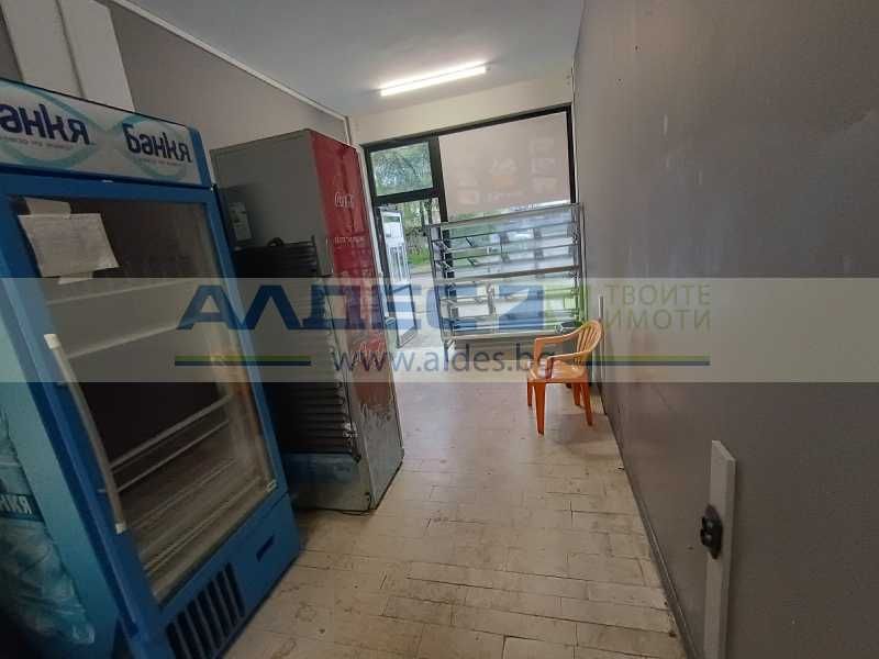 Дава се под наем Магазин в София, Редута - 43 кв.м за 1000 € - Снимка #2