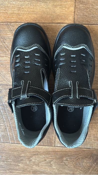 Сандали рабочие 39 р