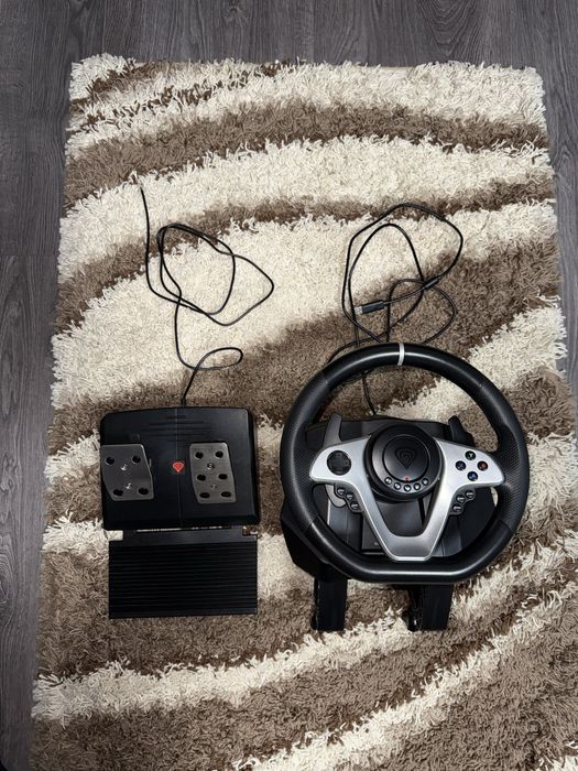 Волан и педали на Genesis Seaborg 400