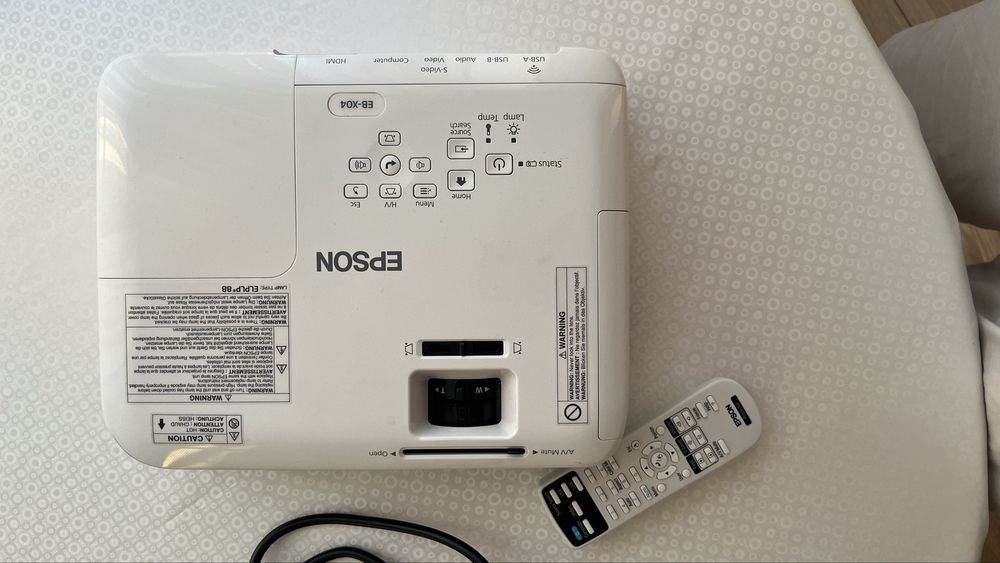 Проектор EPSON EB x04
