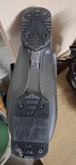 Skiuri, clapari, bete stare foarte buna